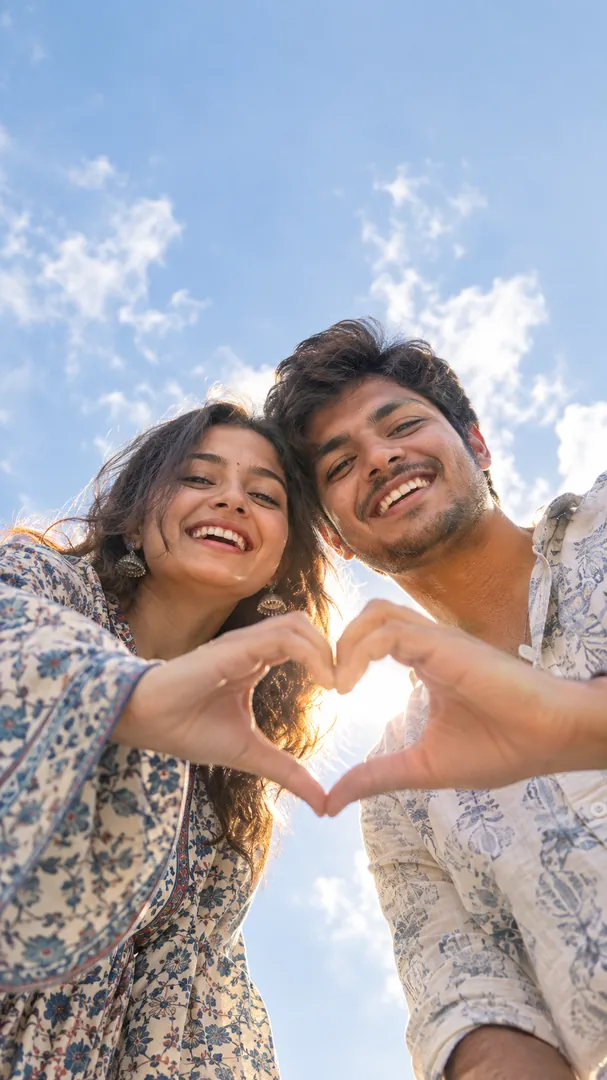 Signature Shots: AI Couple Wallpapers photo effect
